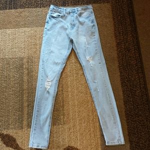 ●Forever 21 light blue distressed jeans
